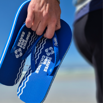 Waves For Change Plakkie (Blue and White)